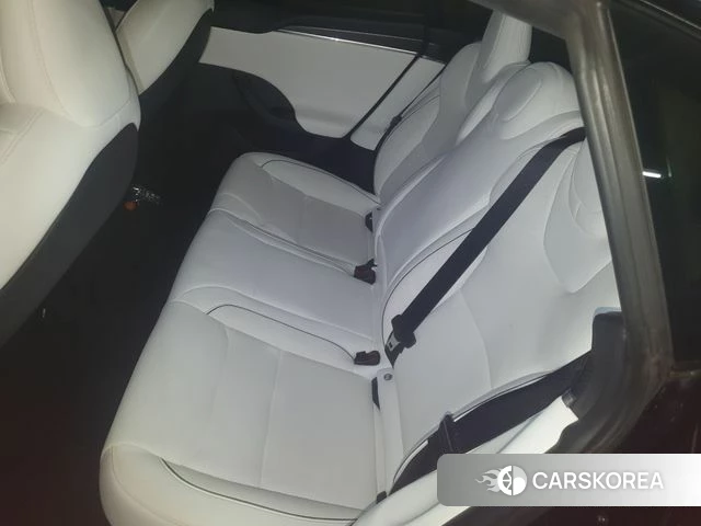 Tesla Model S id 4480674 из Кореи 16