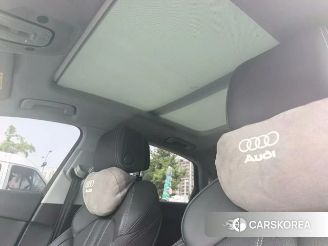 Audi A4L id 4271824 из Китая 14