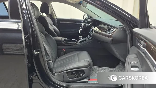 Genesis G90 id 2891393 из Кореи 20