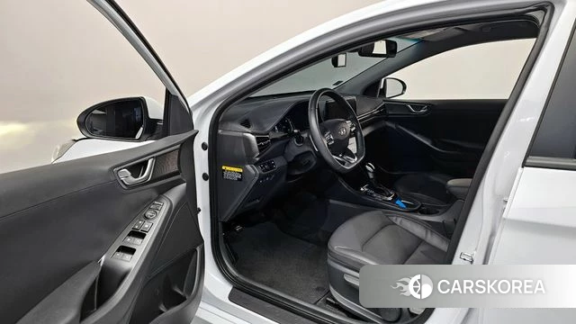 Hyundai The New Ionic Hybrid id 4377561 из Кореи 31