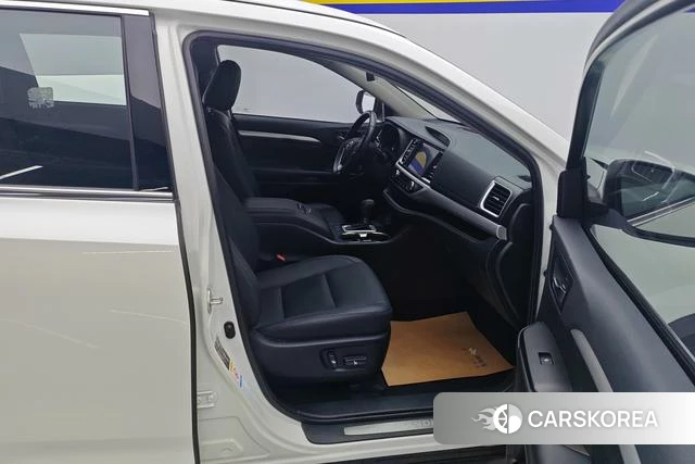 Toyota Highlander id 4236596 из Китая 17
