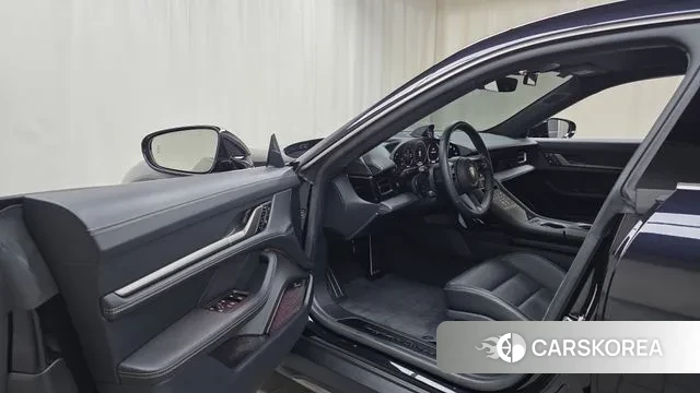 Porsche Taycan id 3471911 из Кореи 20