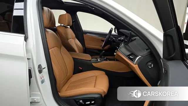 BMW 5 Series (G30) id 2905611 из Кореи 20