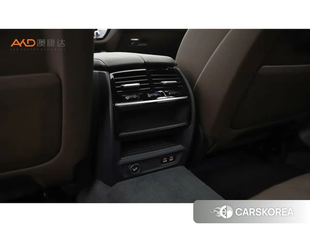BMW 5 series PHEV id 3783018 из Китая 10
