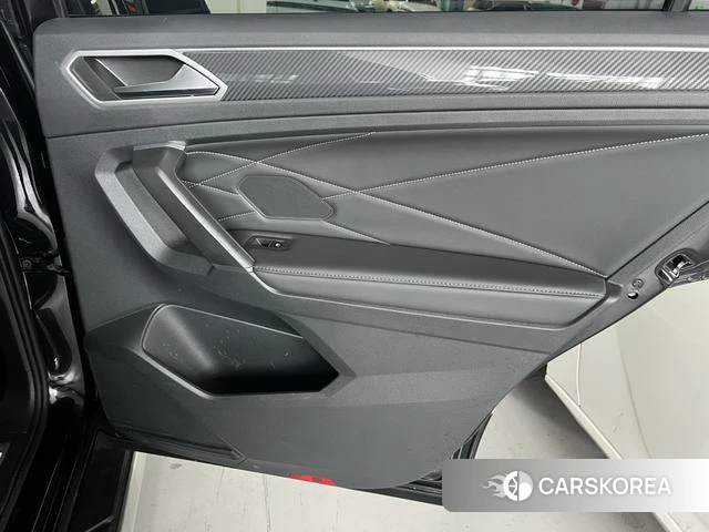 Volkswagen Tiguan L id 4359533 из Китая 19