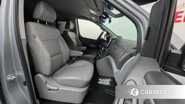 Hyundai The New Grand Starex id 3885797 из Кореи 20