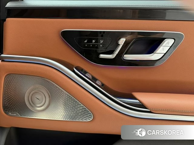 Mercedes-Benz S-class id 4271813 из Китая 27