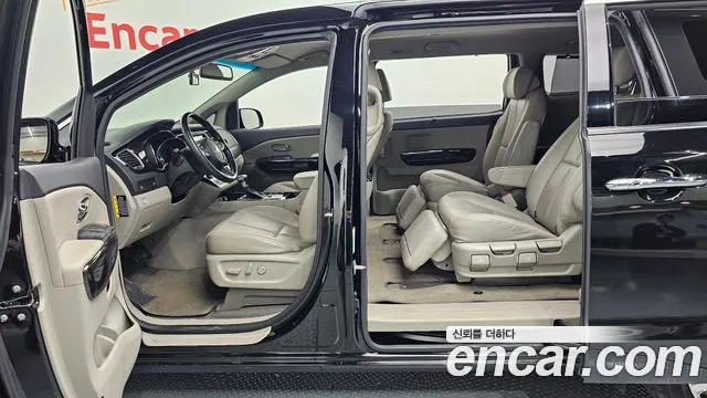 Kia The New Carnival id 2690386 из Кореи 20