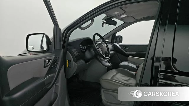 Hyundai The New Grand Starex id 4430234 из Кореи 30