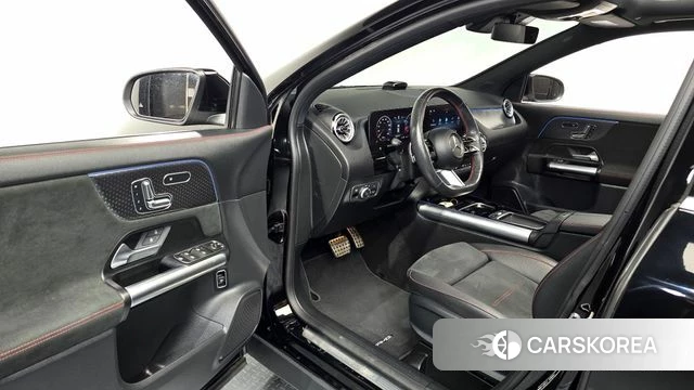 Mercedes-Benz GLA - Class H247 id 4493943 из Кореи 31