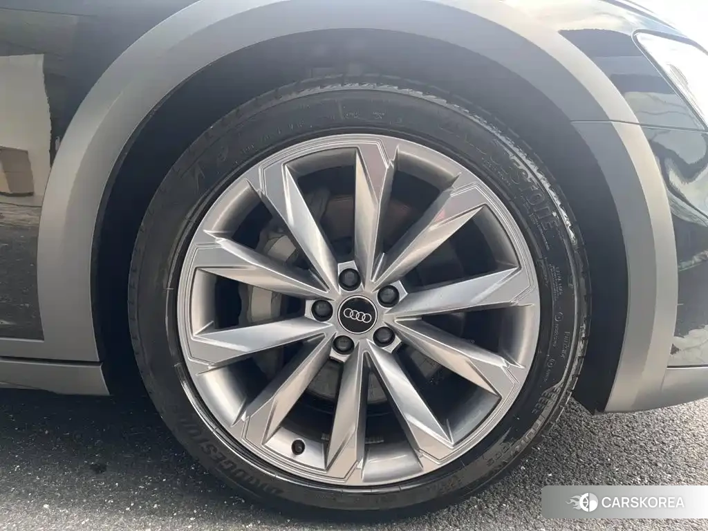 Audi A6 id 4601131 из Китая 17