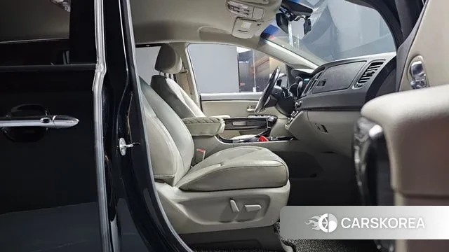 Kia The New Carnival id 2971439 из Кореи 20