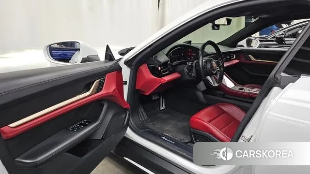 Porsche Taycan id 3690726 из Кореи 20