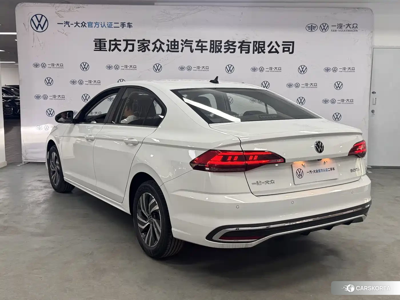 Volkswagen Bora id 4628167 из Китая 12