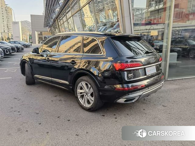 Audi Q7 id 4258283 из Китая 21