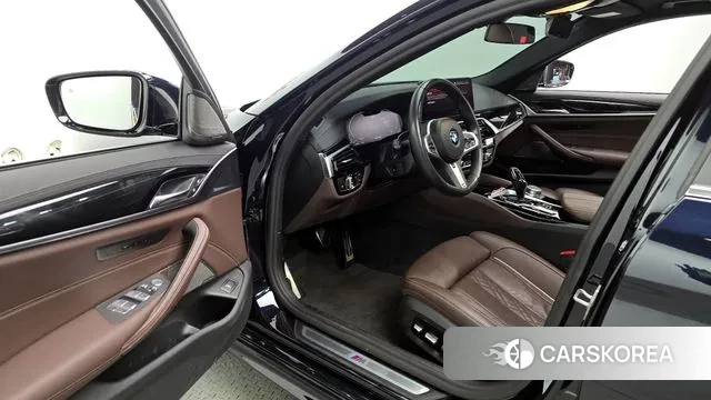 BMW 5 Series (G30) id 3411022 из Кореи 20