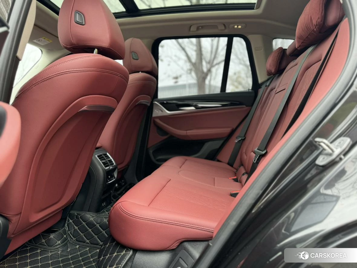 BMW X3 id 4498567 из Китая 23