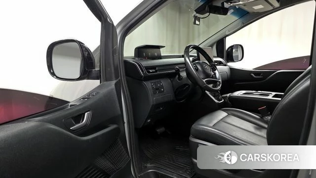 Hyundai Staria id 4224187 из Кореи 30