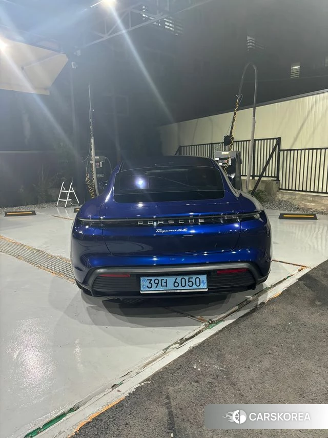 Porsche Taycan id 3878815 из Кореи 16