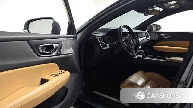 Volvo V60 Cross-Country 2nd Generation id 3778473 из Кореи 20