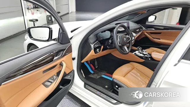 BMW 5 Series (G30) id 3054694 из Кореи 20