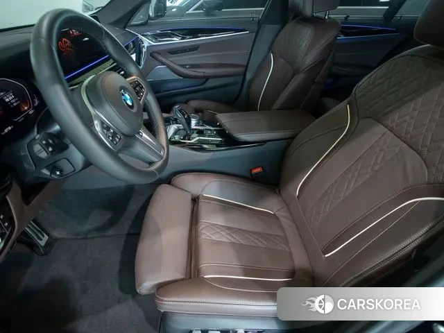 BMW 5 Series (G30) id 3735052 из Кореи 20