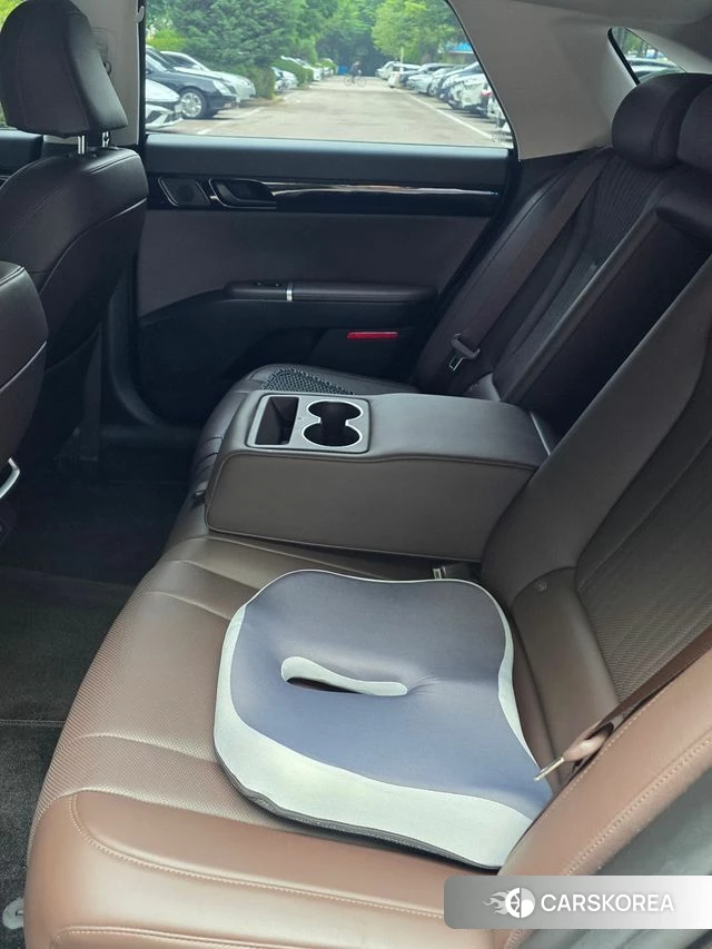 Hyundai Grandeur (GN7) id 4576968 из Кореи 10