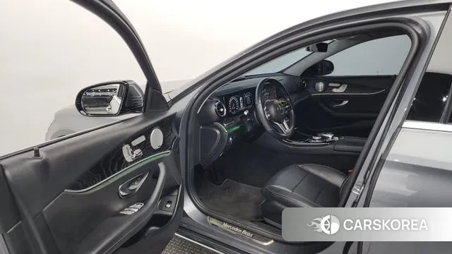 Mercedes-Benz E-Class W213 id 3000350 из Кореи 20