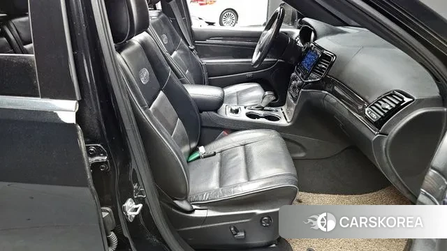 Jeep Grand Cherokee id 3499720 из Кореи 20