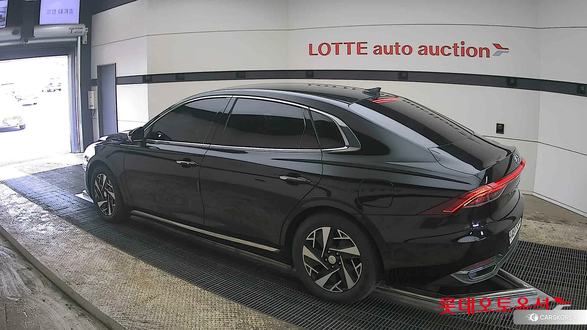 Hyundai Grandeur Hybrid id 3869360 из Кореи 37