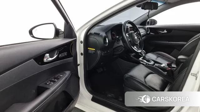 Kia Come New K3 id 3284698 из Кореи 20