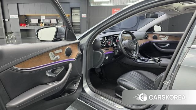 Mercedes-Benz E-Class W213 id 4483384 из Кореи 33