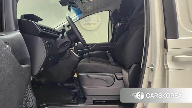 Hyundai Staria id 4355713 из Кореи 20