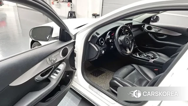 Mercedes-Benz C-Class W205 id 3636761 из Кореи 20