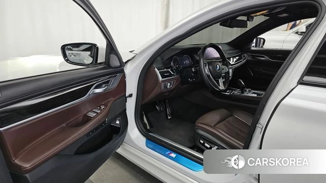 BMW 7 Series (G11) id 4502395 из Кореи 20