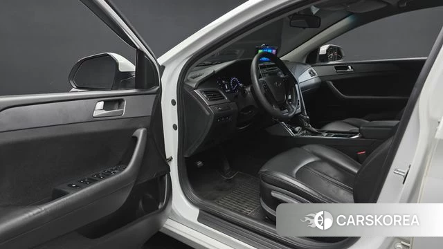 Hyundai LF Sonata id 4339814 из Кореи 20