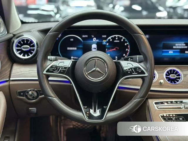 Mercedes-Benz E-class id 4333209 из Китая 16