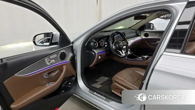 Mercedes-Benz E-Class W213 id 3541425 из Кореи 20