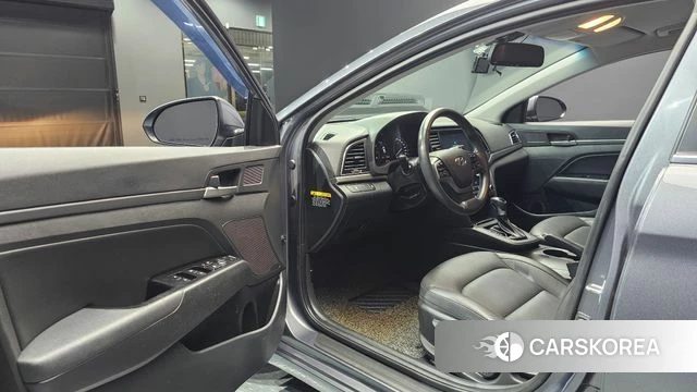 Hyundai Avante AD id 4605477 из Кореи 30