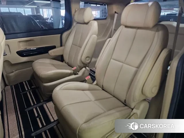 Kia The New Carnival id 2976543 из Кореи 20