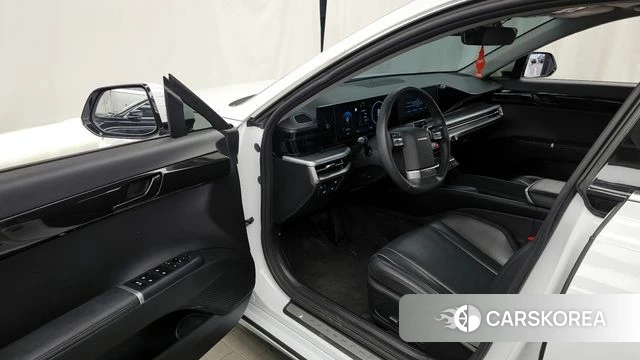 Hyundai Grandeur (GN7) id 3864946 из Кореи 20