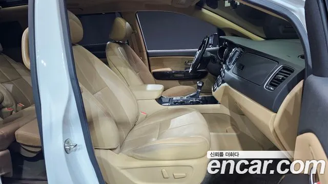 Kia The New Carnival id 2431502 из Кореи 20