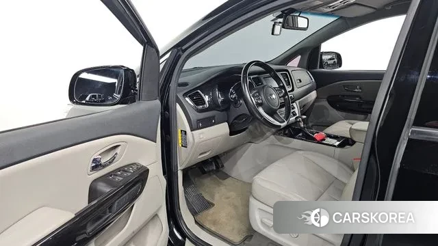 Kia The New Carnival id 3677570 из Кореи 20