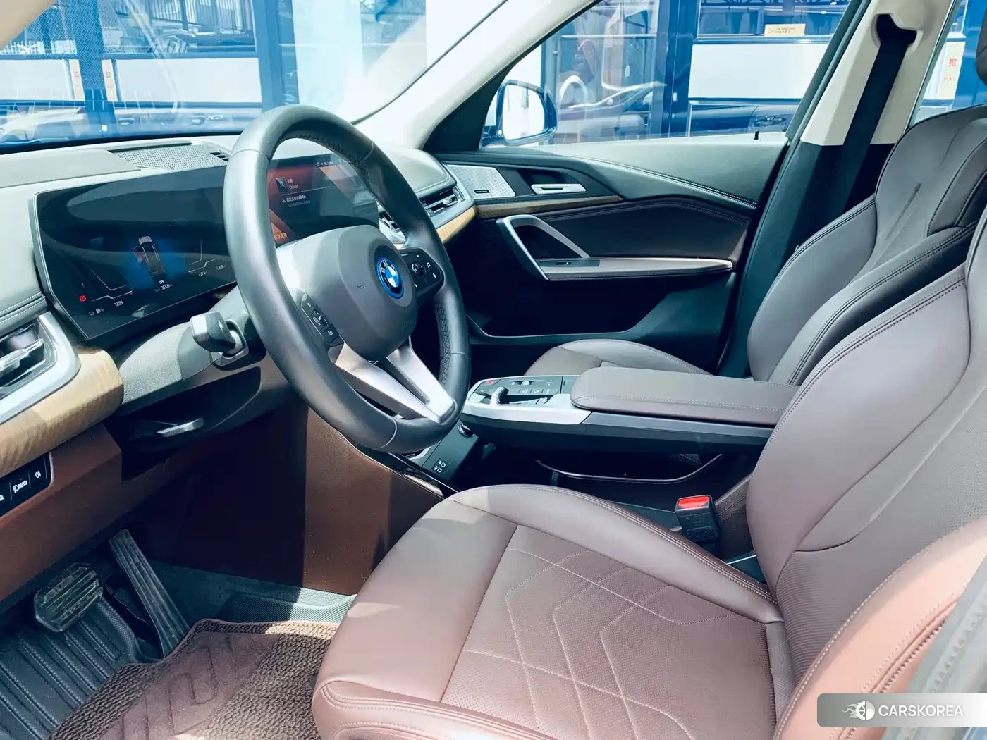 BMW iX1 id 4553784 из Китая 16