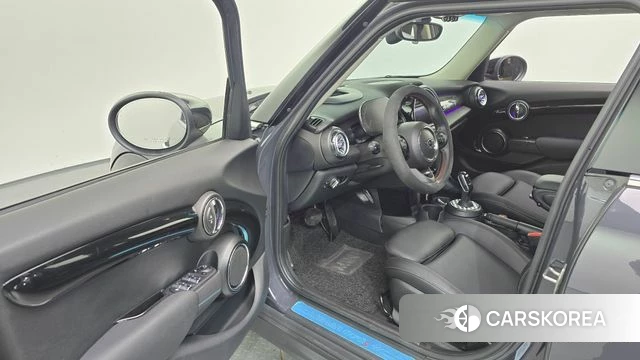 Mini Cooper S id 4693205 из Кореи 20