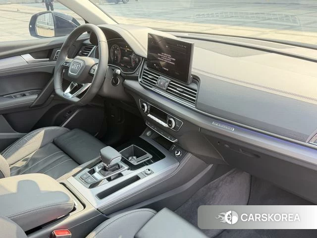 Audi Q5L id 4260294 из Китая 14