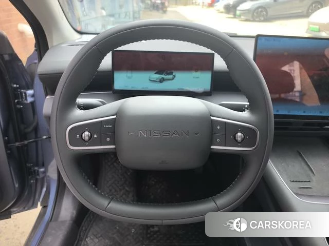 Nissan N6 id 4257637 из Китая 17