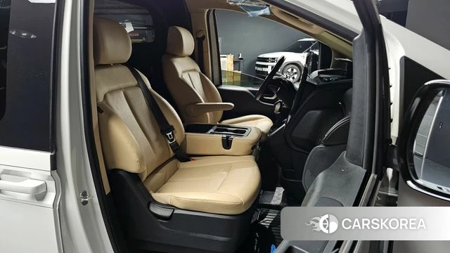 Hyundai Staria id 4476139 из Кореи 31