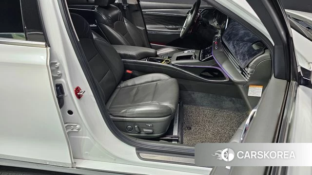 Hyundai The New Grandeur IG Hybrid id 4445554 из Кореи 33