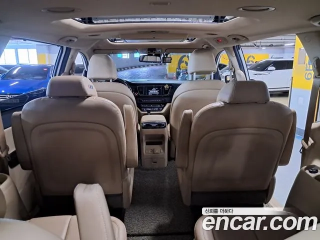 Kia The New Carnival id 2948648 из Кореи 20